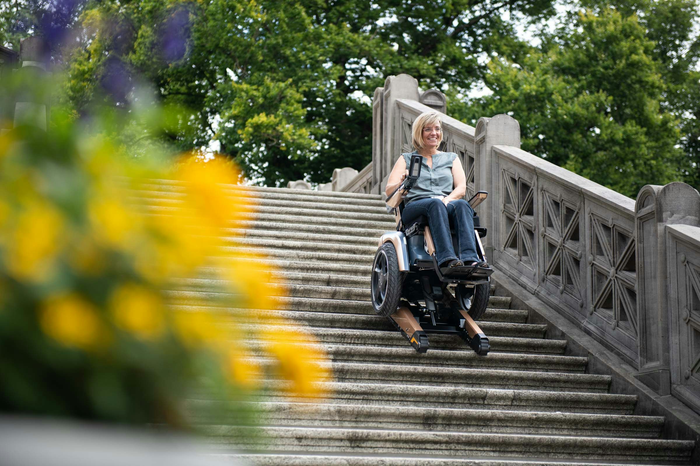 BRO – der treppensteigende Rollstuhl! Und welches Start-up hat's erfunden?