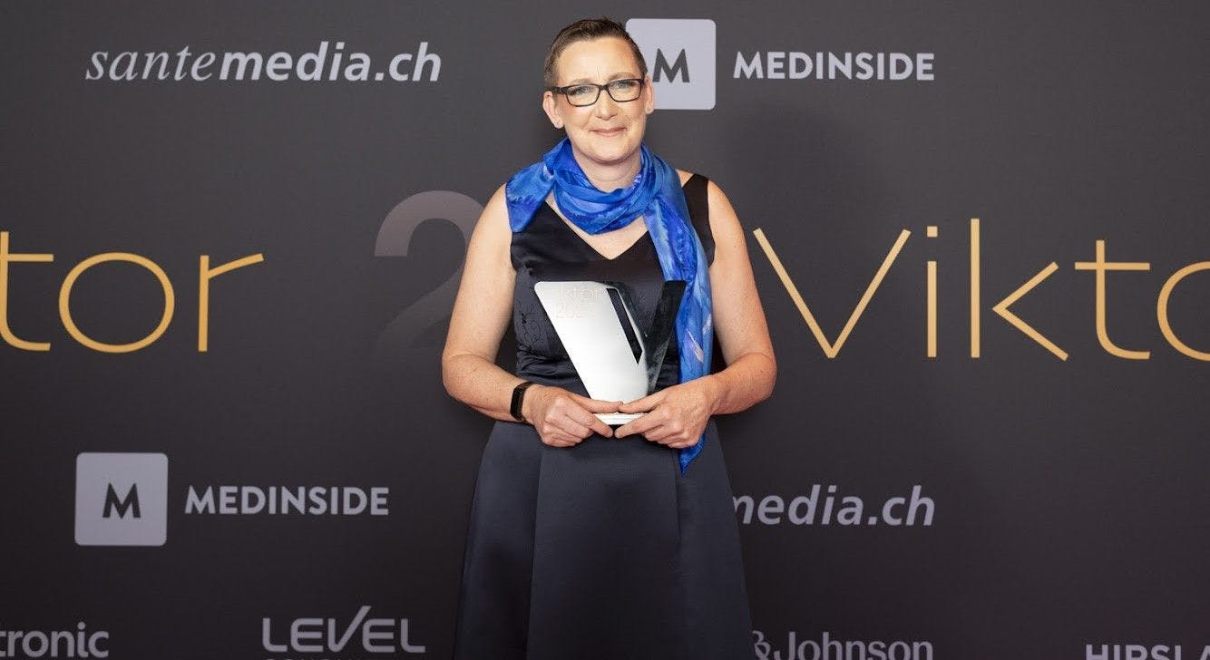 Chantal Britt, Präsidentin von Long Covid Schweiz, erhielt einen Viktor Award.